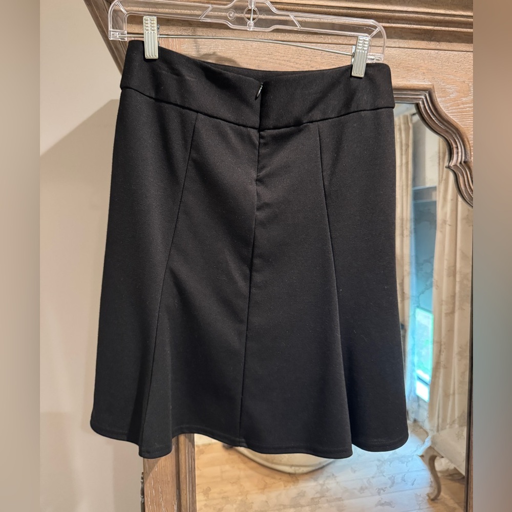 Elegant Black Women's Skirt